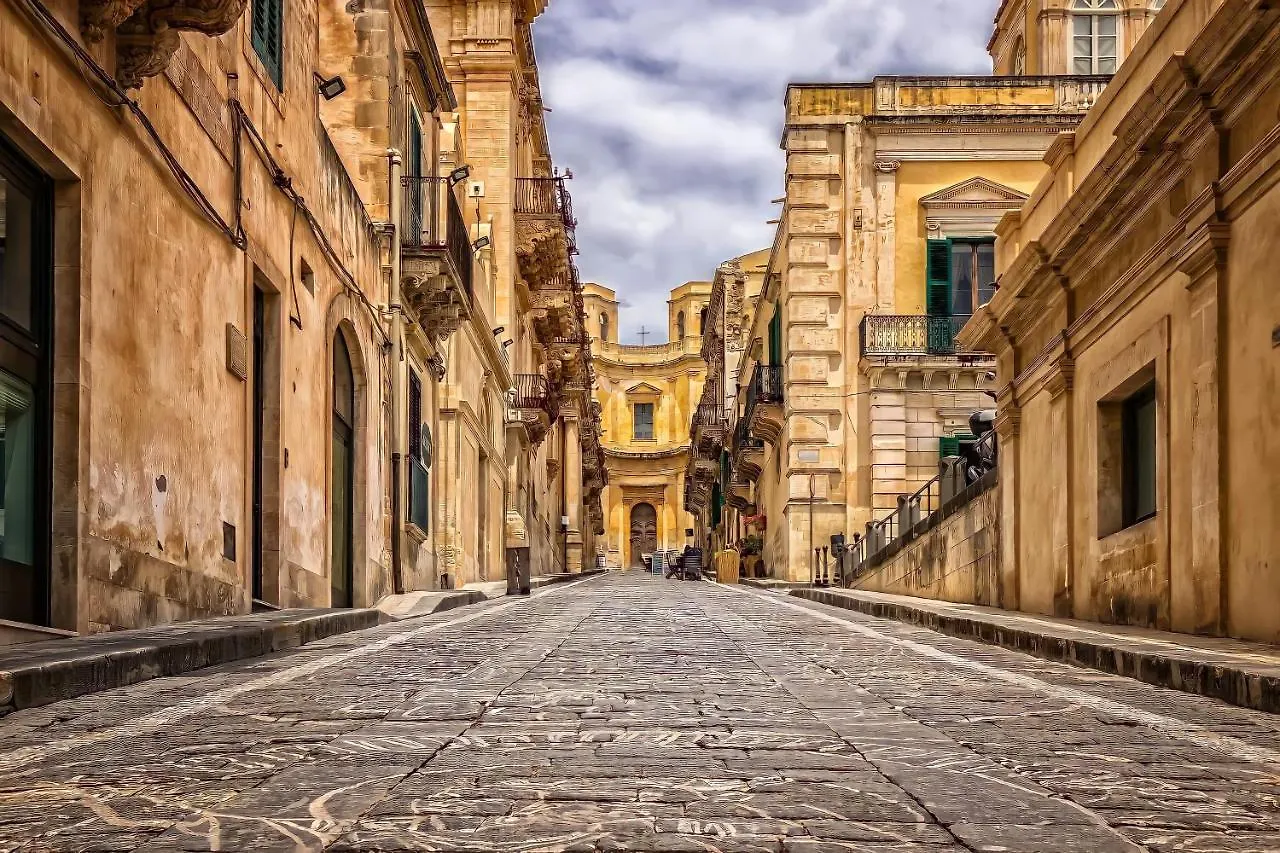 Trinacria'S Rooms Noto 0*,  Italy