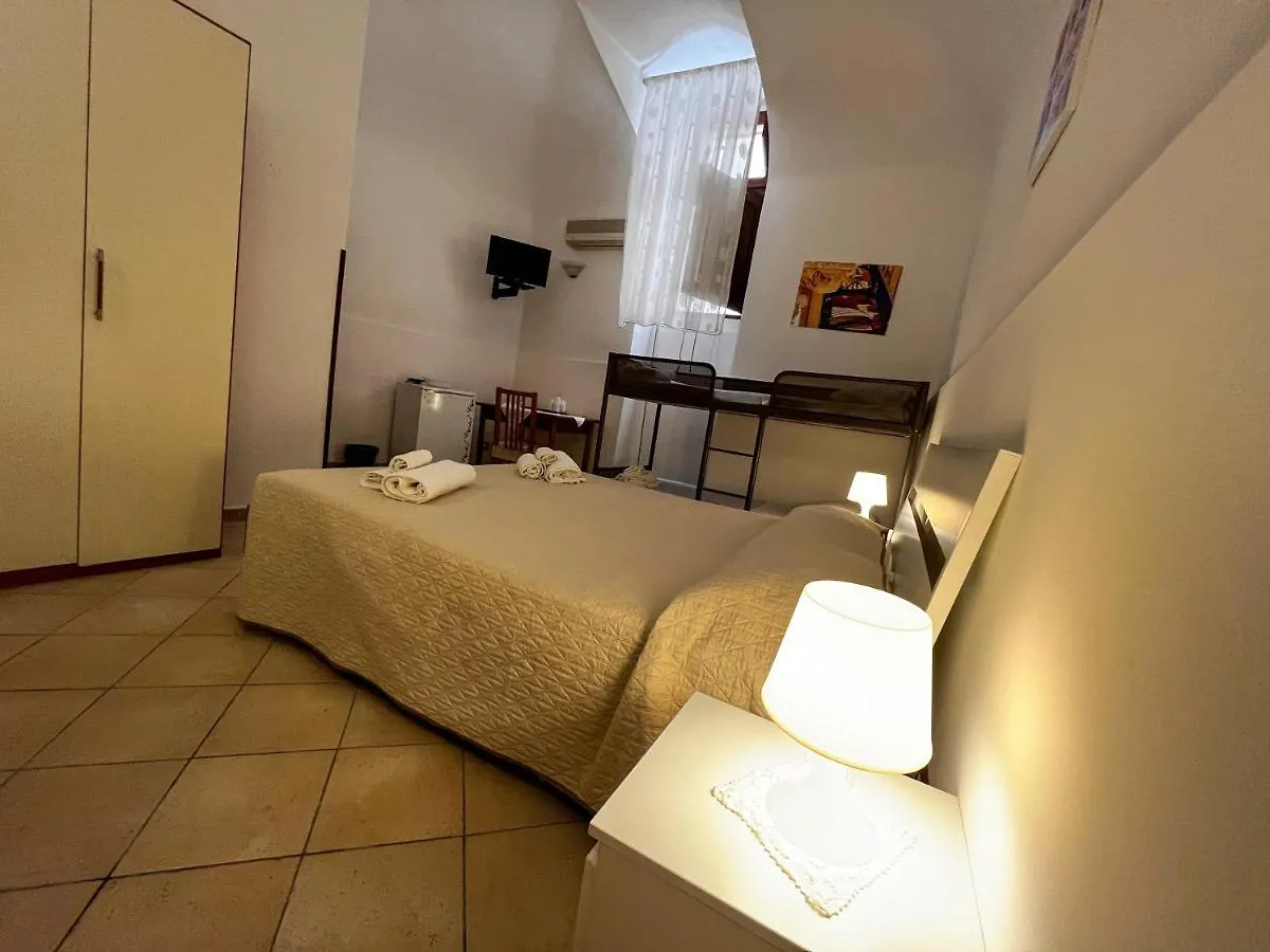 Trinacria'S Rooms Noto Italy